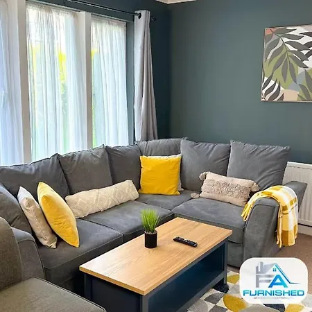 Business - Near Convention Centre - Contractors - Relocating Families * Harrogate