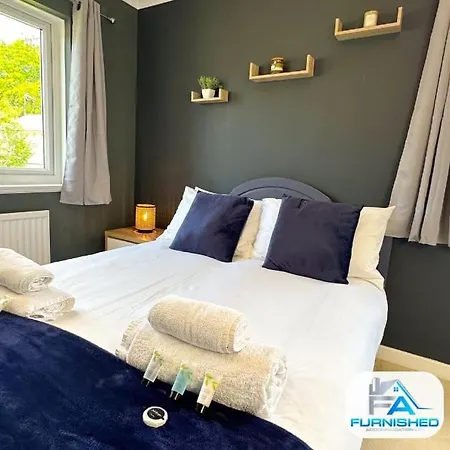 Feriehus Business - Near Convention Centre - Contractors - Relocating Families Harrogate