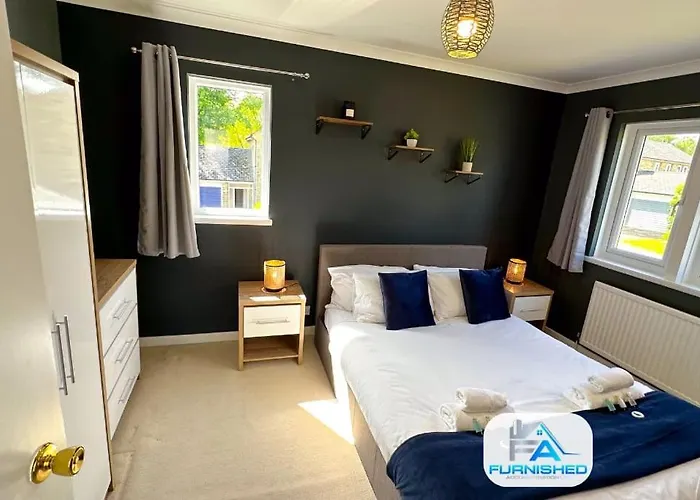 Feriehus Hallow Mannor By Furnished Business - Near Convention Centre - Contractors - Relocating Families