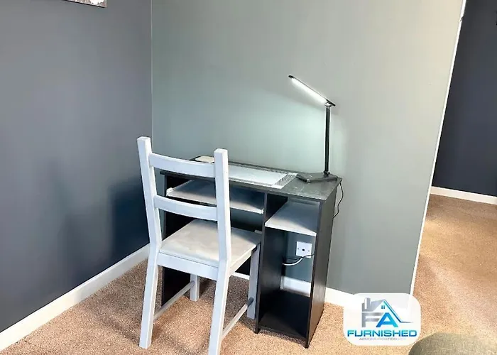 Hallow Mannor By Furnished Business - Near Convention Centre - Contractors - Relocating Families